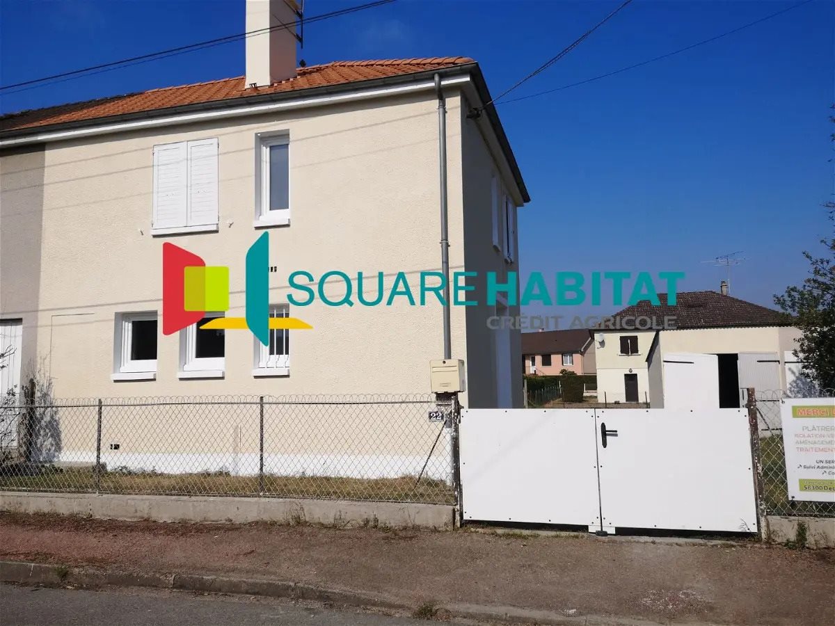 Maison à louer, 76m², Decize