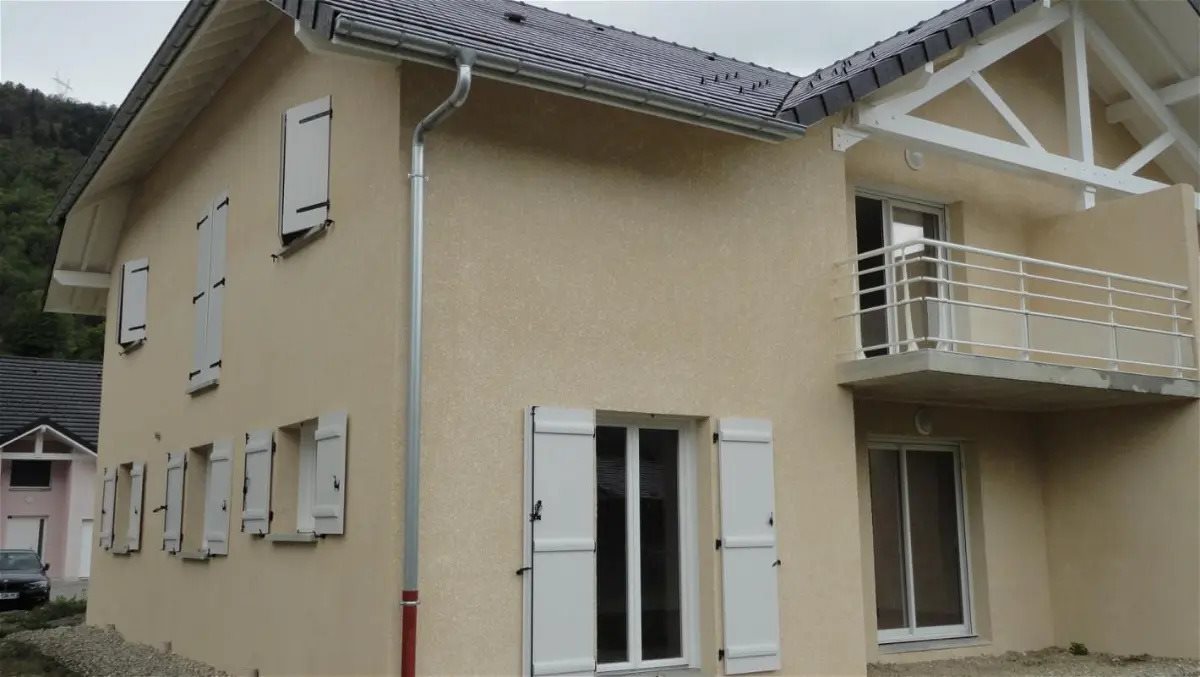 Appartement à louer, 77m², La Croix-de-la-Rochette
