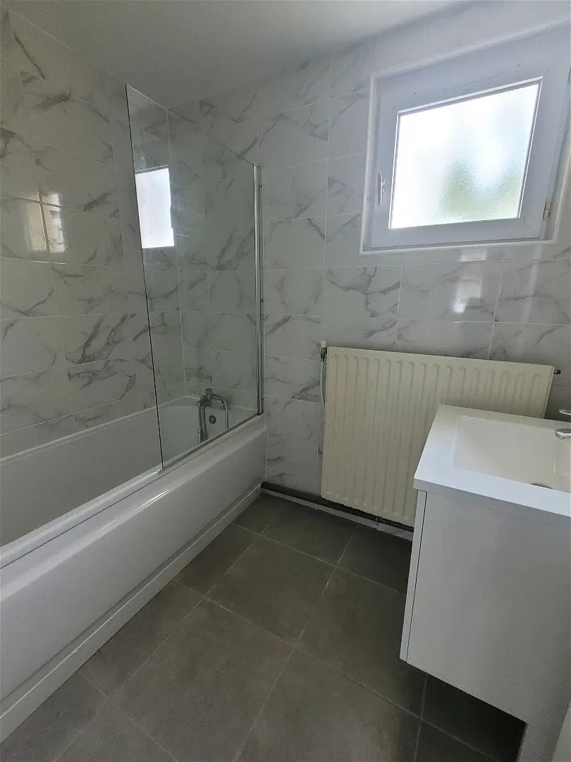 Maison à louer, 71m², Louvroil