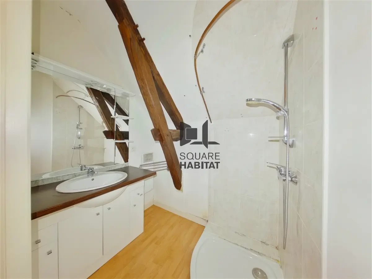 Appartement à louer, 54m², Lussac-les-Châteaux