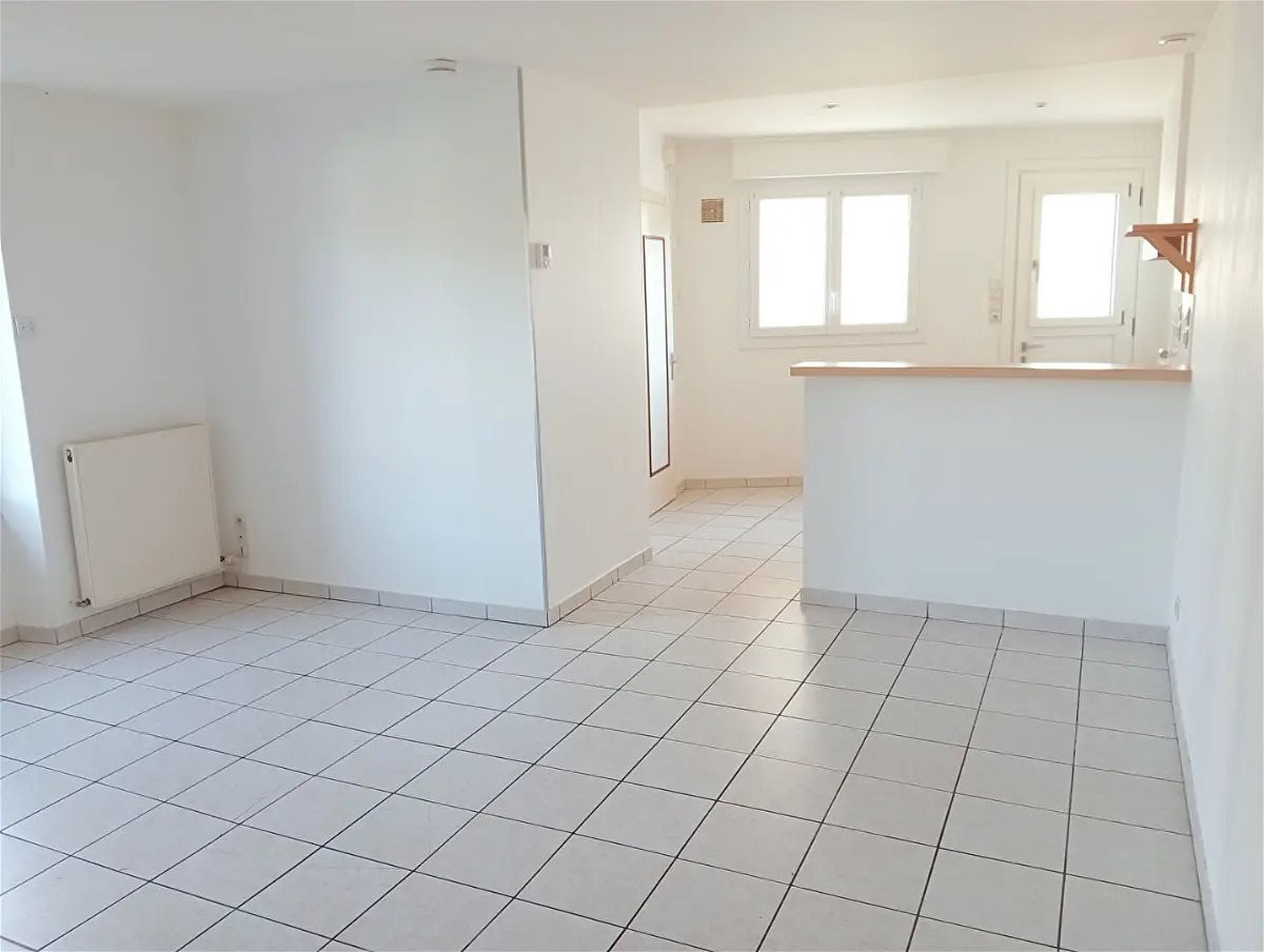 Maison à louer, 57m², Chemillé