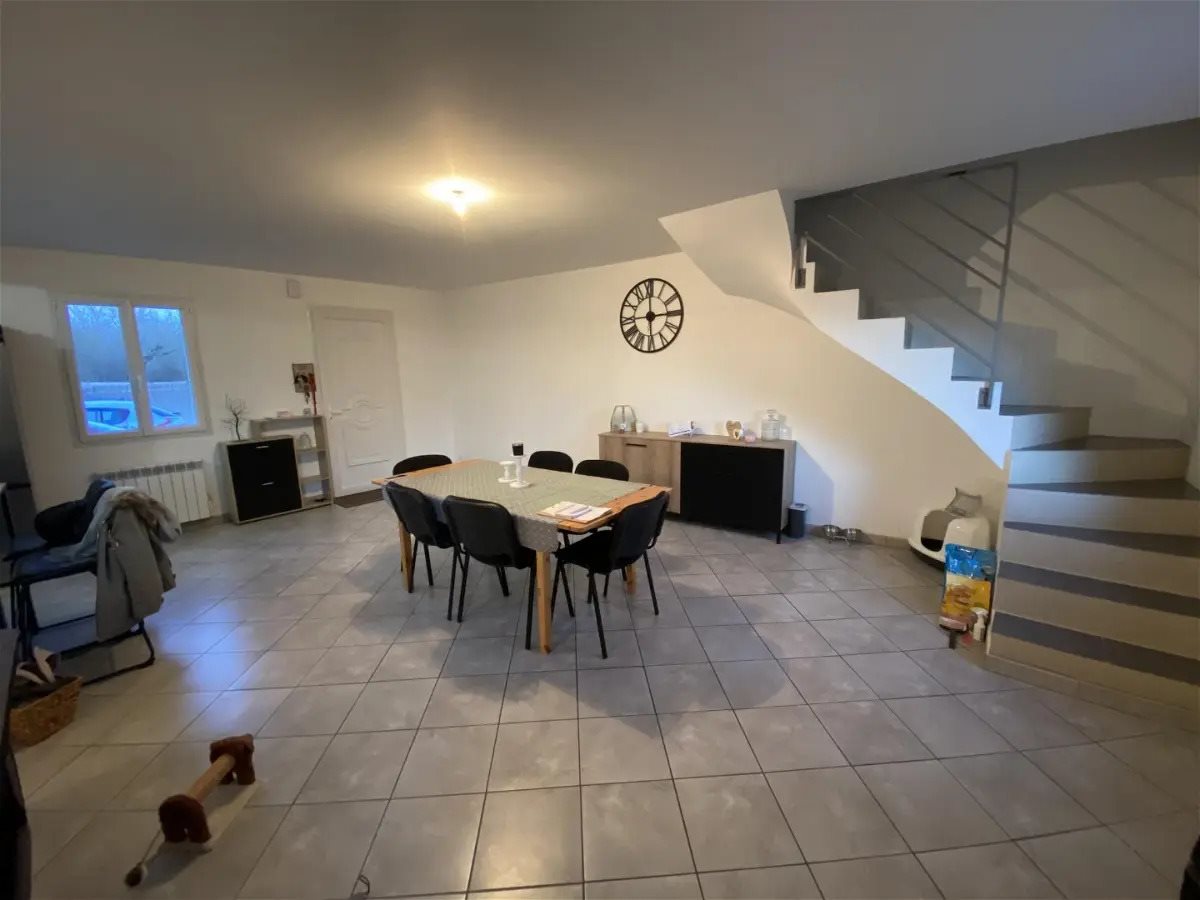 Maison à louer, 81m², Saint-Branchs