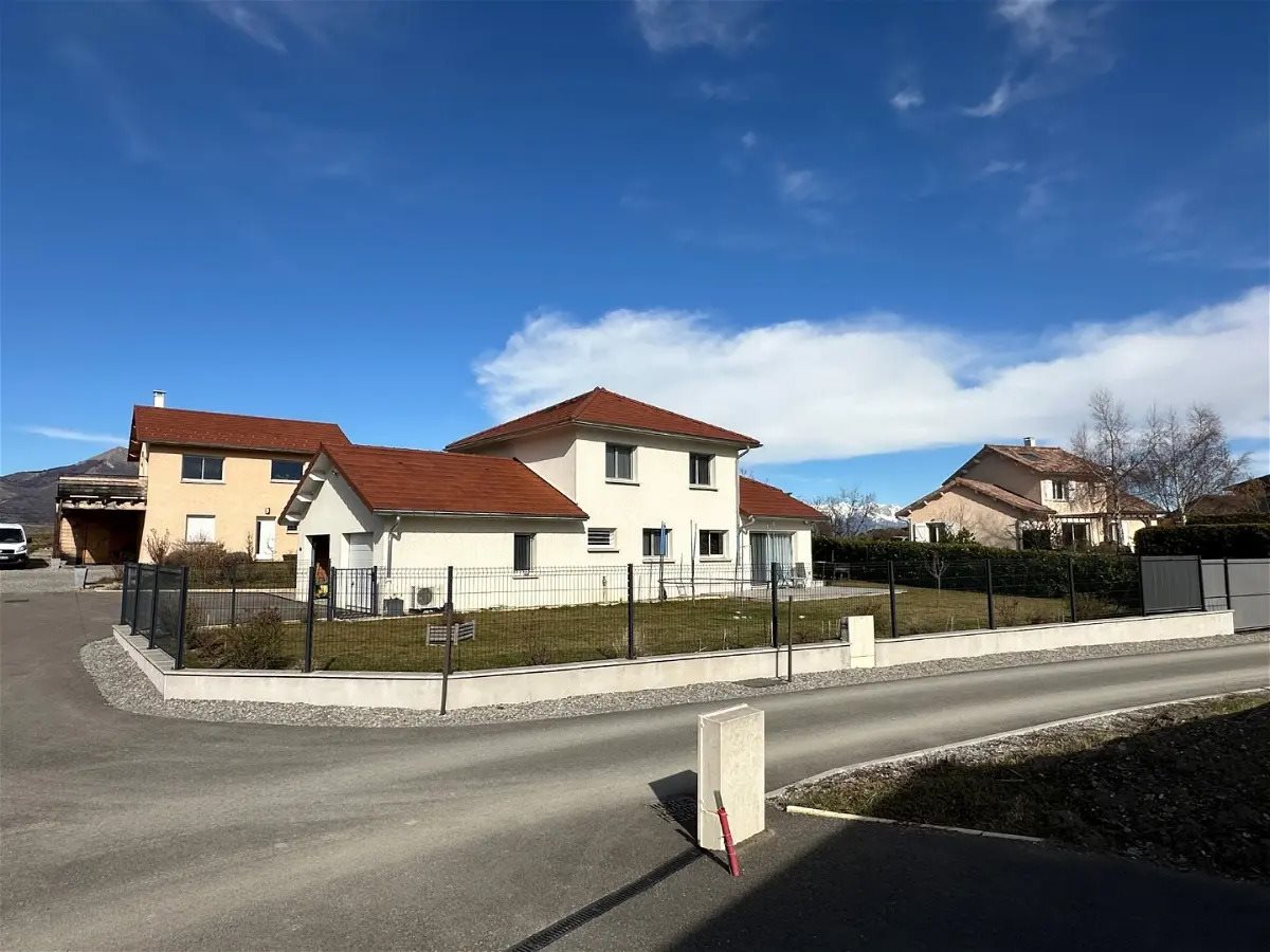 Maison à louer, 120m², Gap