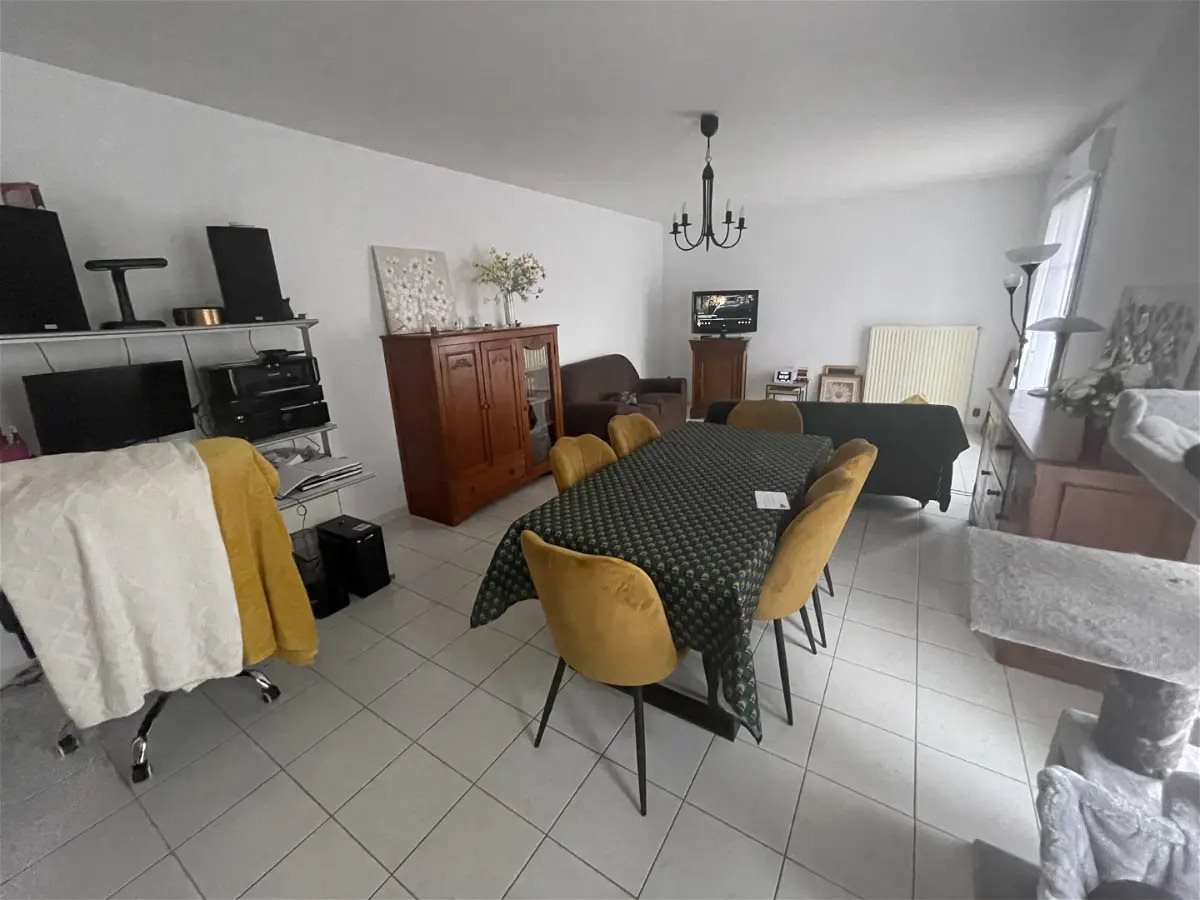 Maison à louer, 95m², Descartes