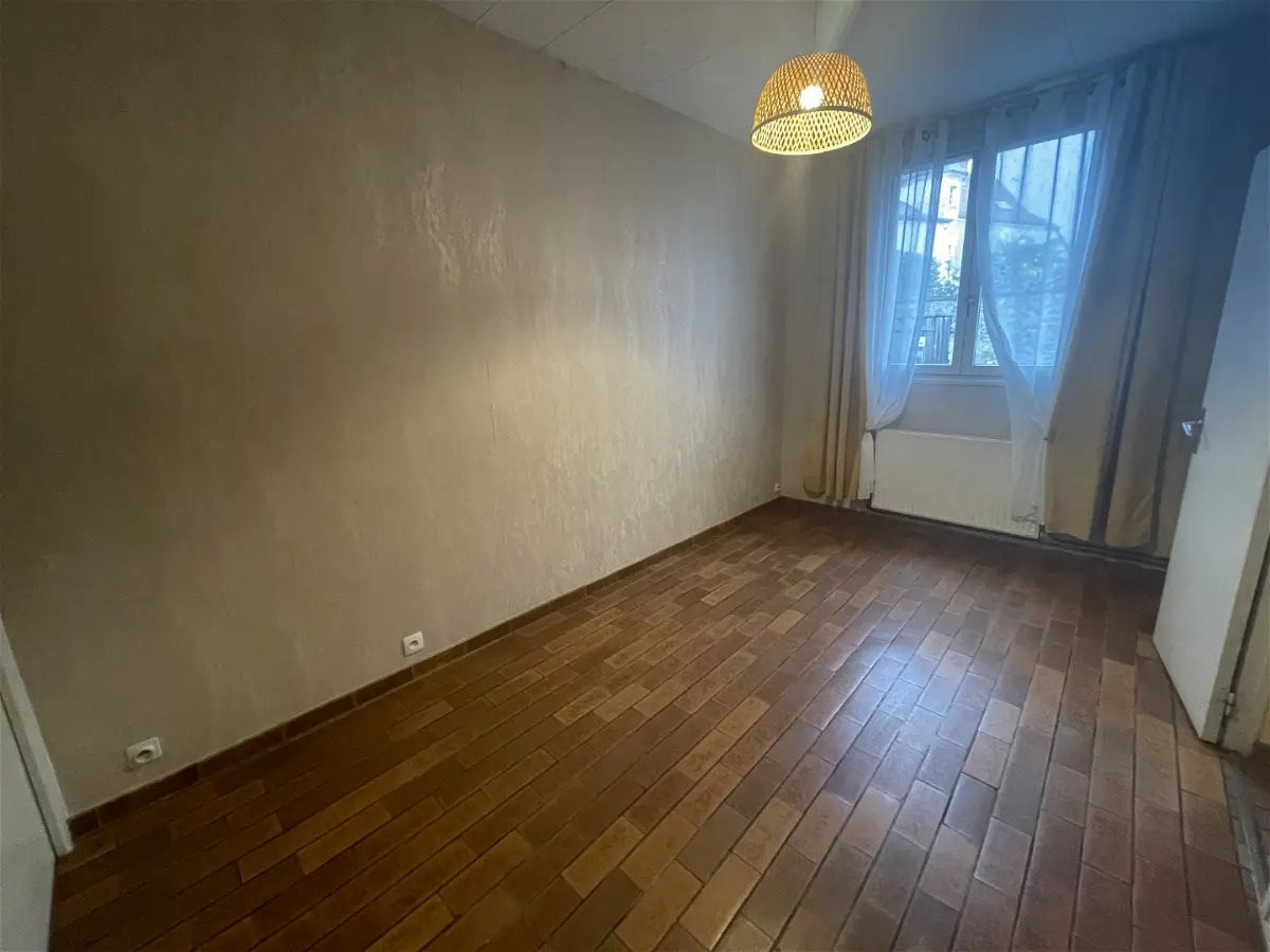 Maison à louer, 57m², Descartes