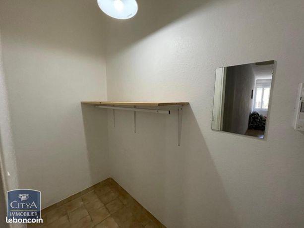 Appartement à louer, 43m², Nîmes