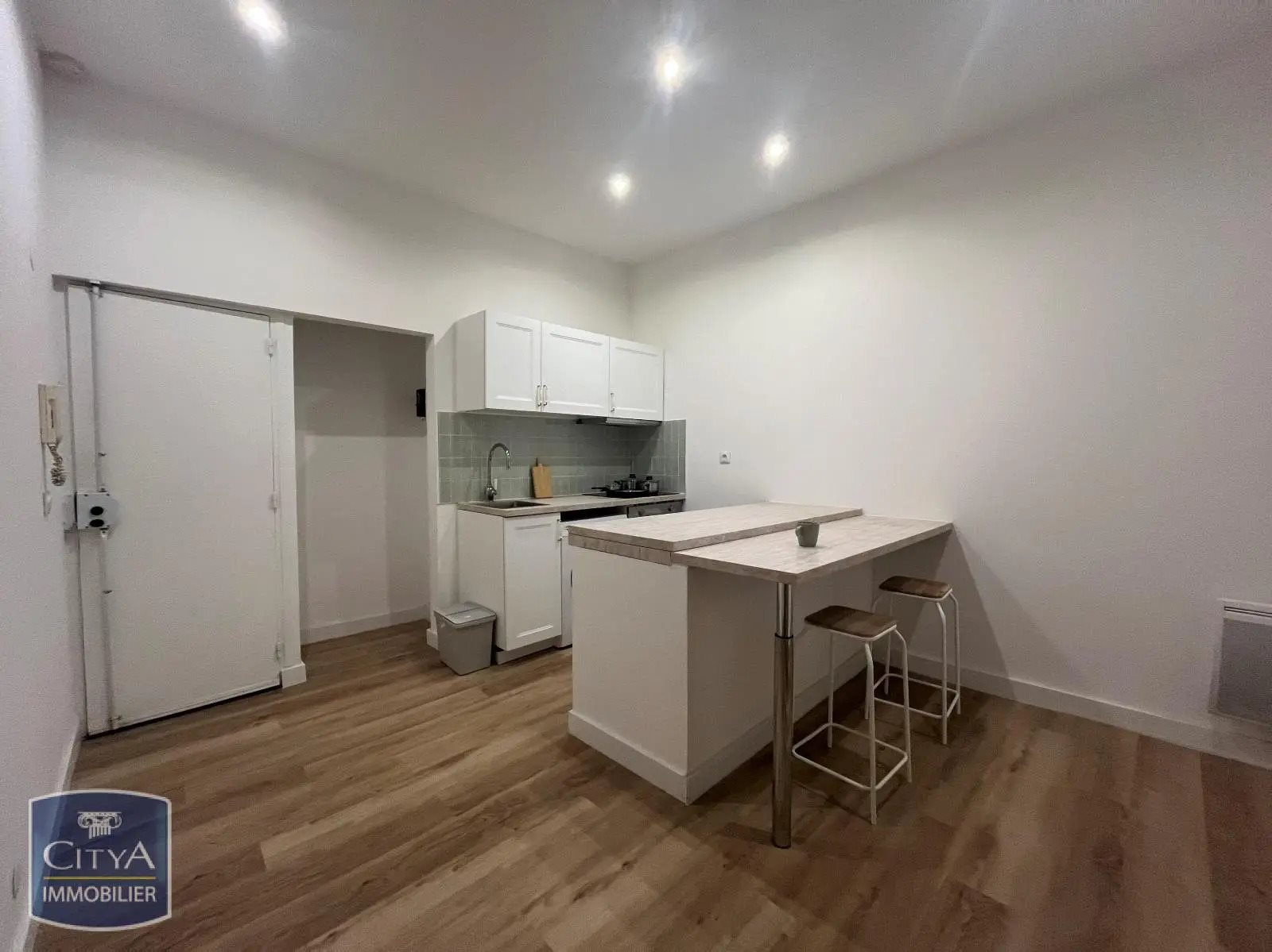 Appartement à louer, 31m², Marseille 1er