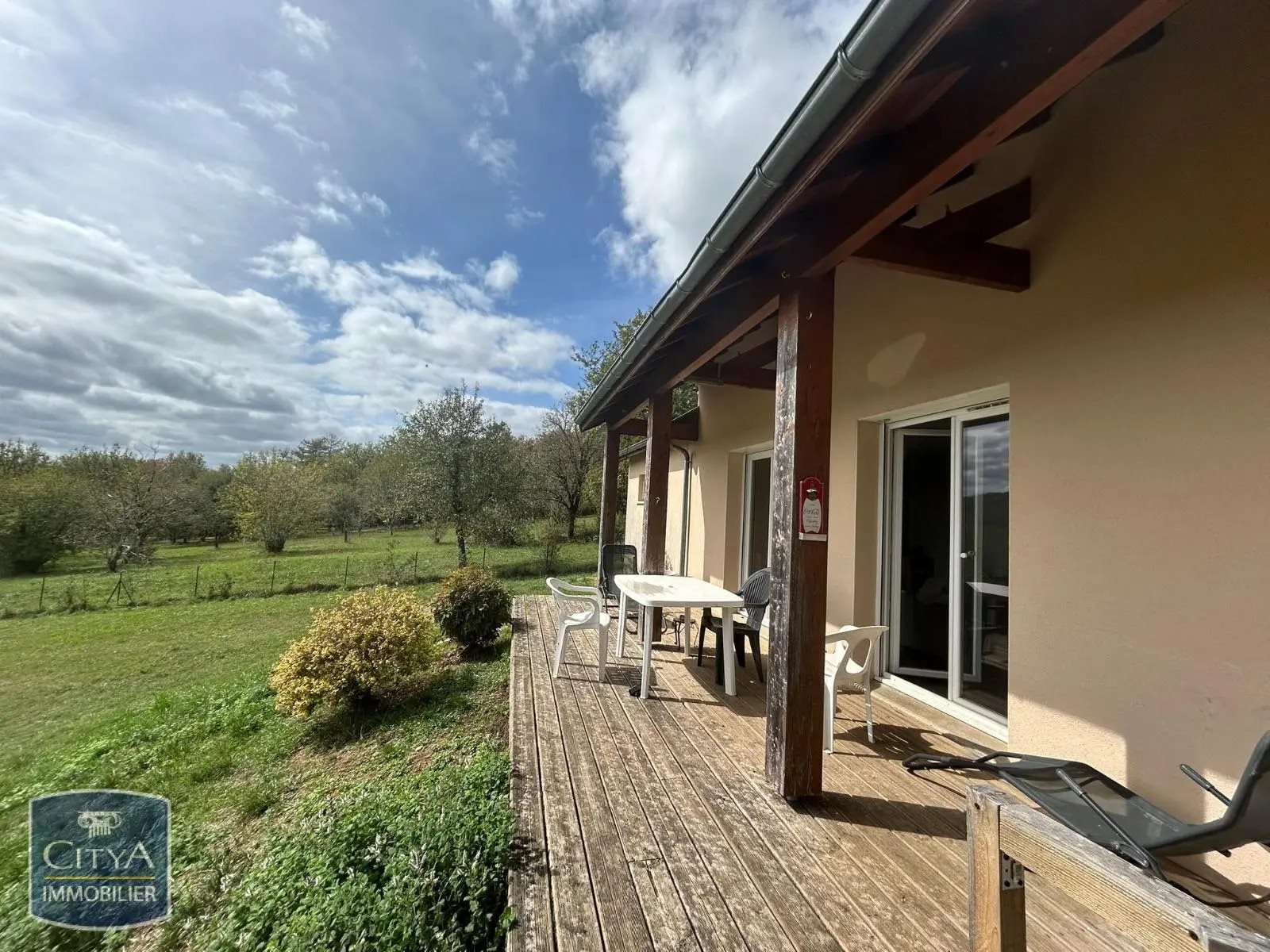 Maison à louer, 85m², Chasteaux