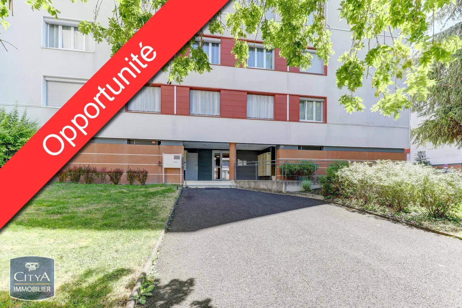 Appartement à vendre, 55m², Romagnat