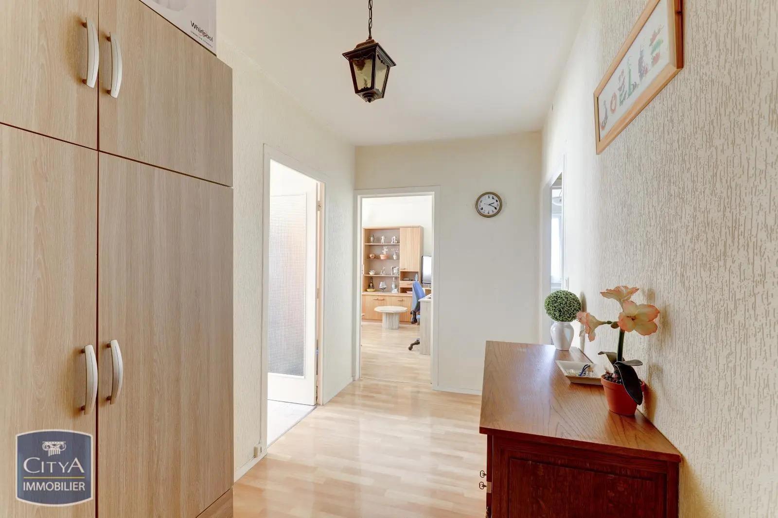 Appartement à vendre, 55m², Romagnat