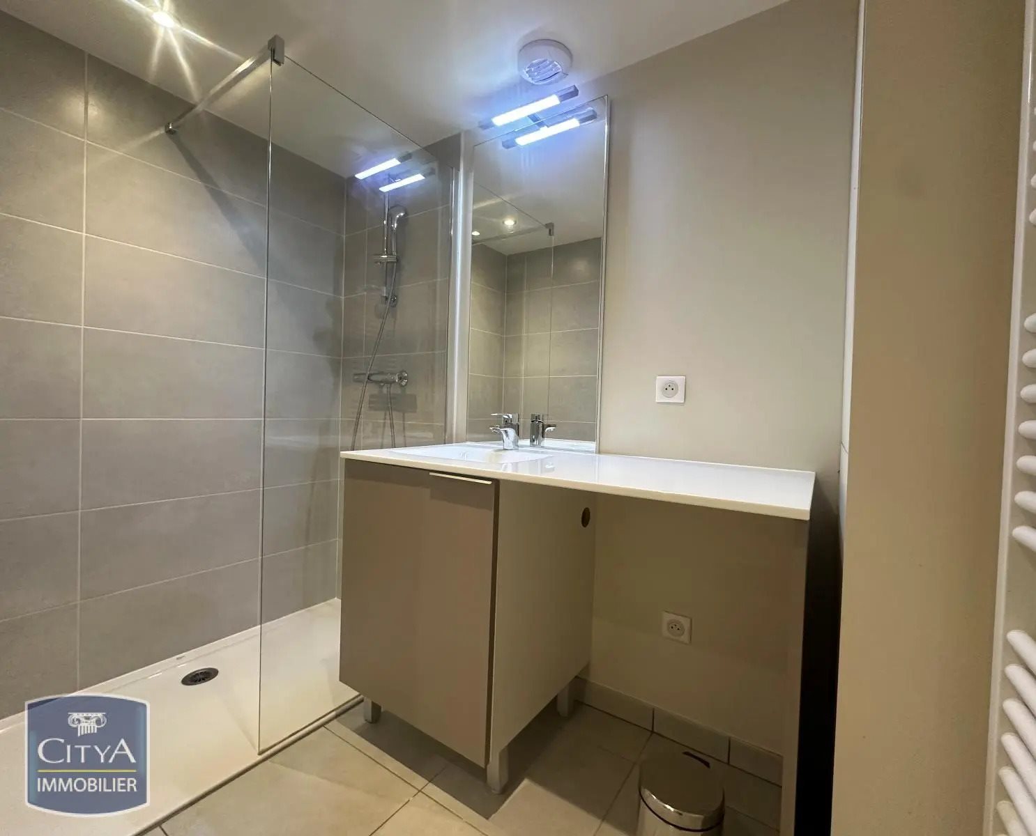 Appartement à vendre, 55m², Tours