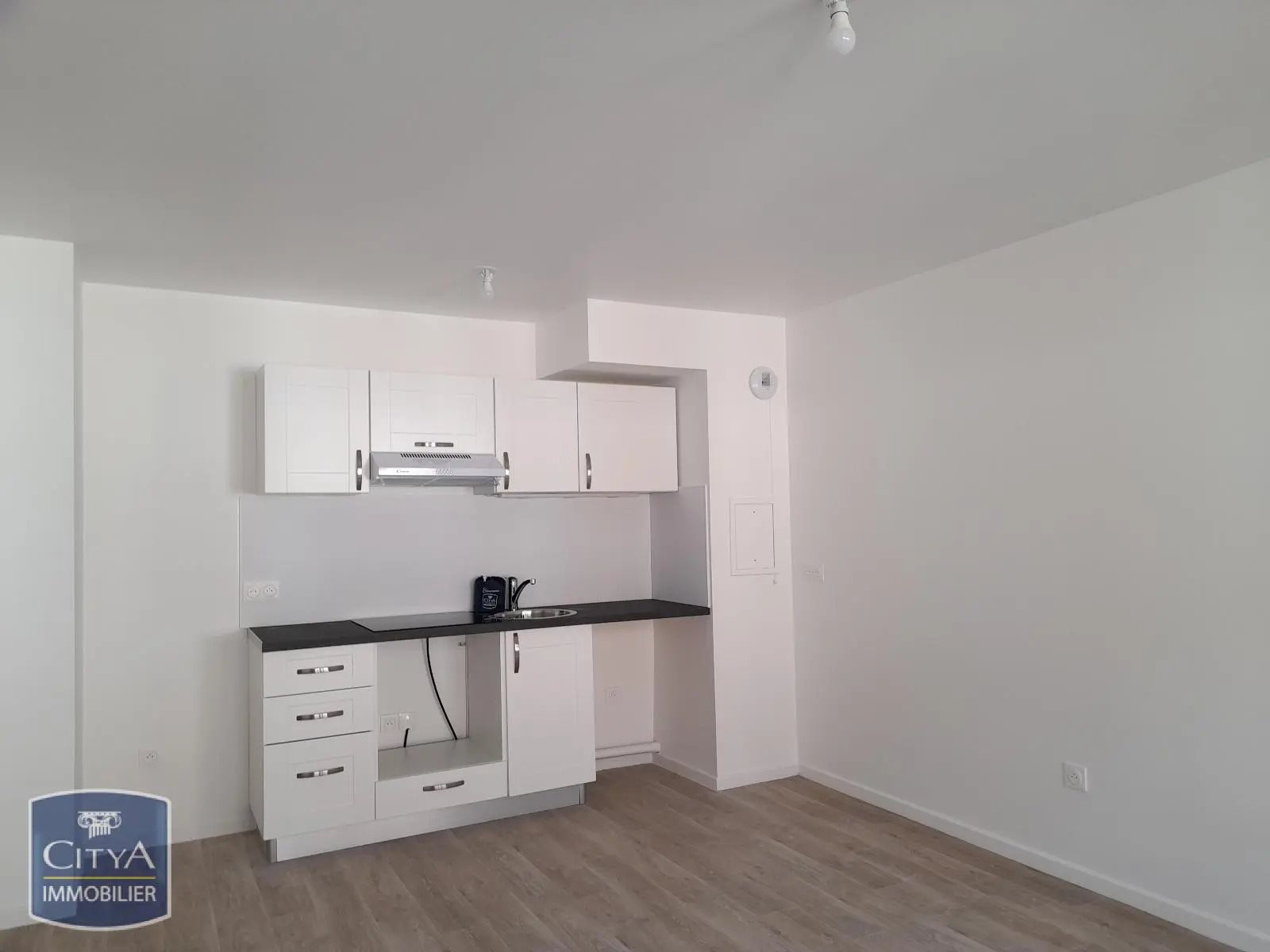 Appartement à louer, 55m², Egly