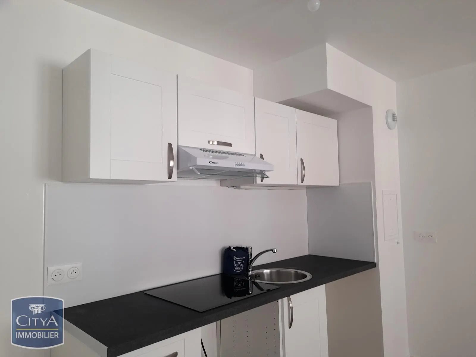 Appartement à louer, 55m², Egly