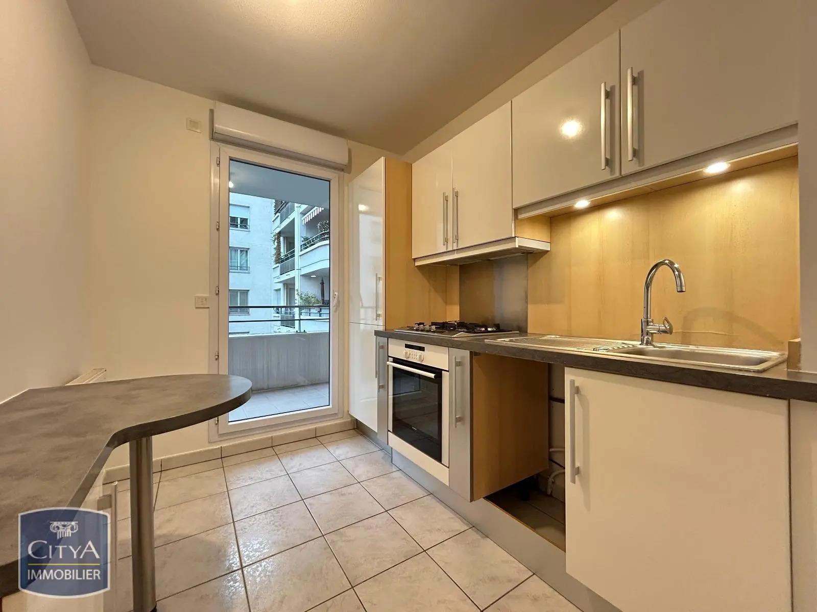 Appartement à louer, 45m², Lyon 3ème