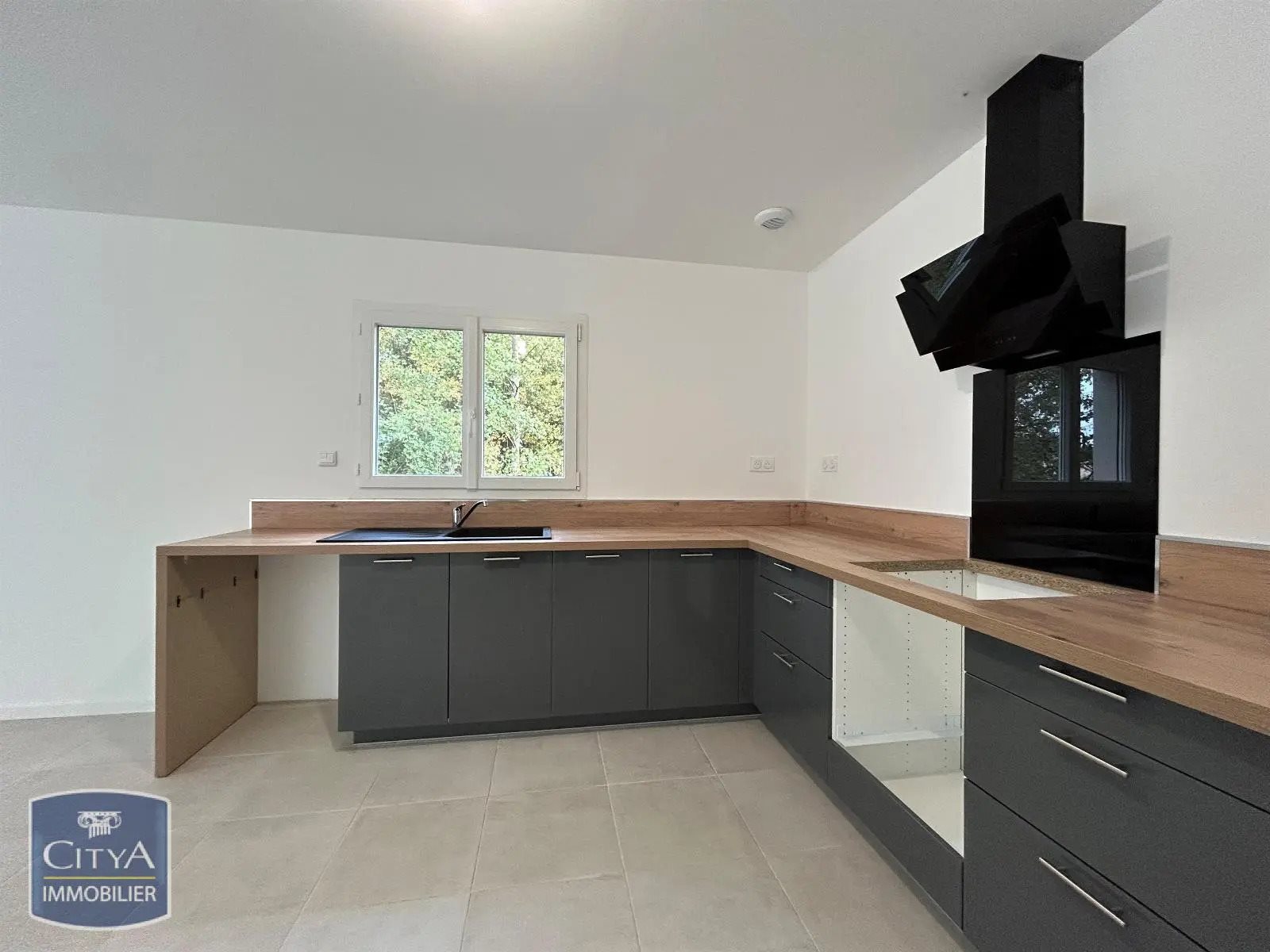Maison à louer, 90m², Nègrepelisse