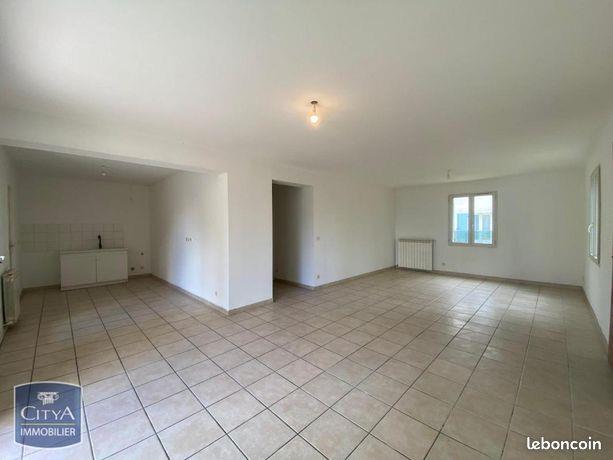 Maison à louer, 125m², Bollène