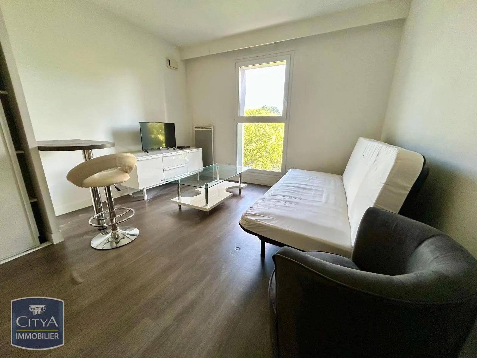 Appartement à louer, 21m², Tours