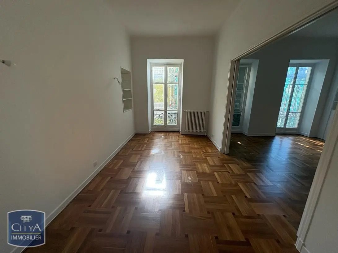 Appartement à louer, 104m², Nice