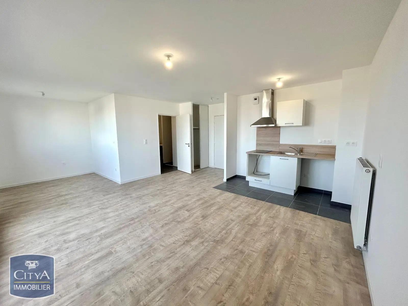 Appartement à louer, 37m², Ecouflant
