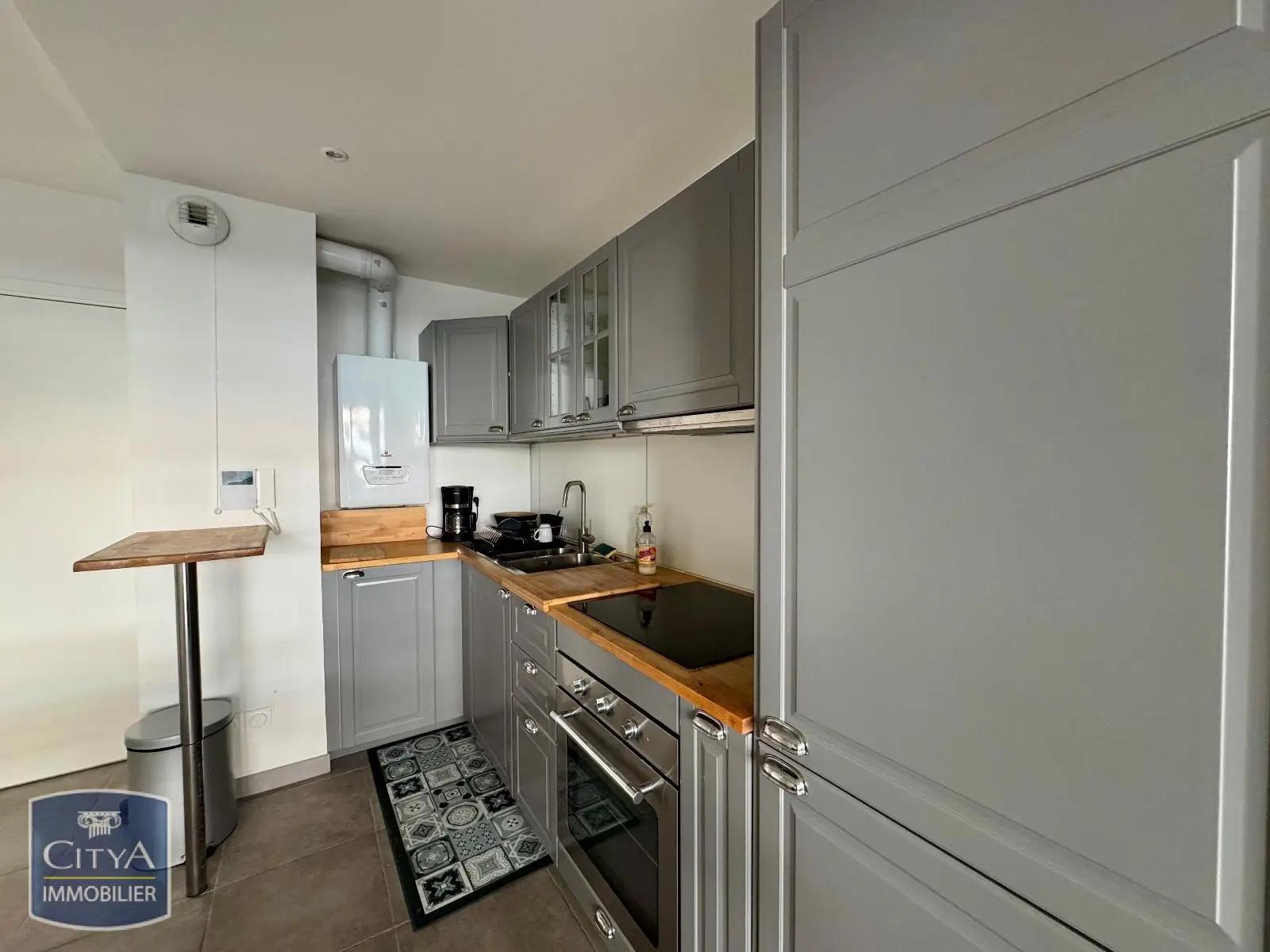 Appartement à louer, 40m², Marseille 7ème