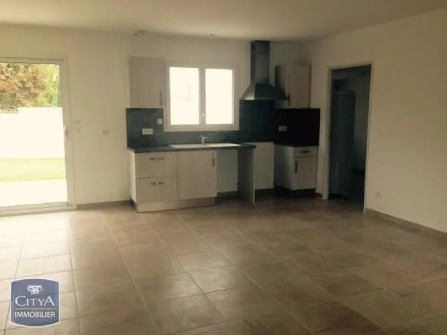 Maison à louer, 93m², Cissé