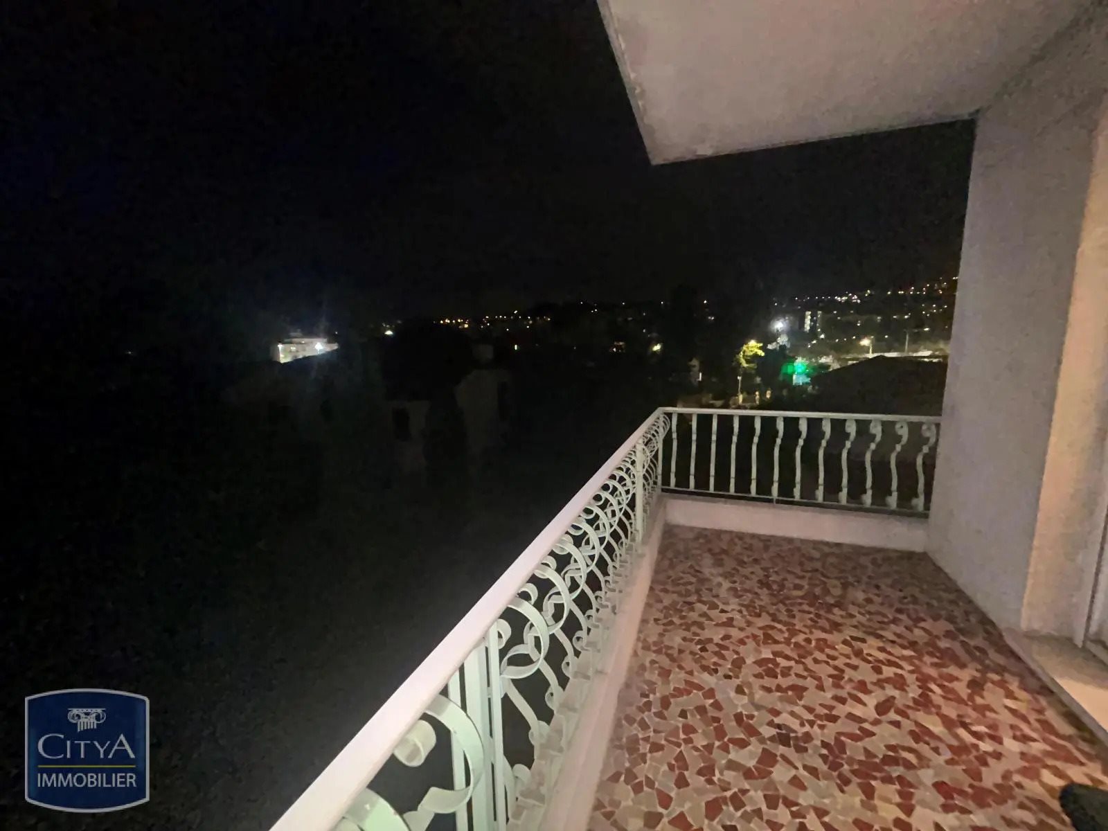 Appartement à louer, 76m², Nice