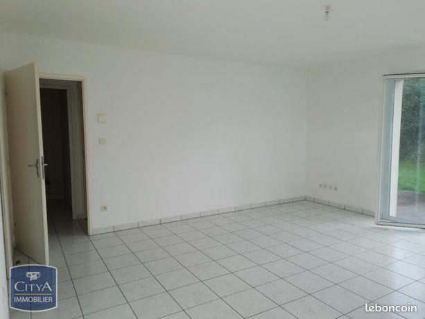 Maison à louer, 64m², Ternant