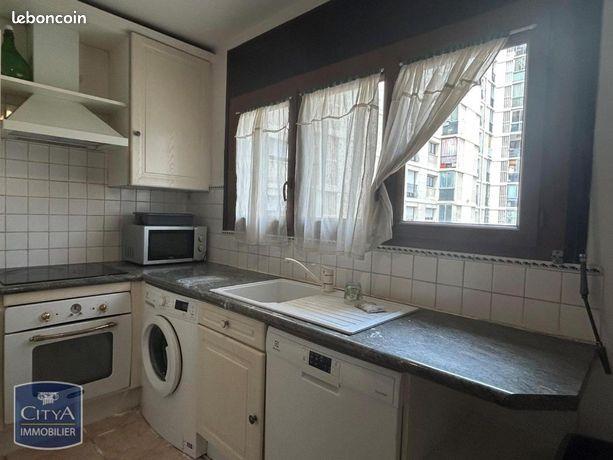 Appartement à louer, 68m², Marseille 3ème