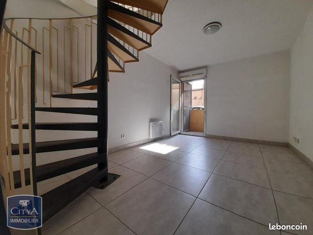 Appartement à louer, 32m², Nîmes