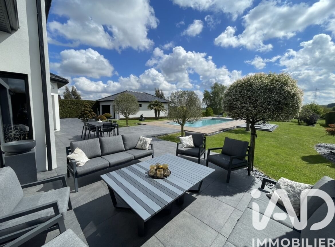 Maison à vendre, 285m², Mont-Saint-Eloi