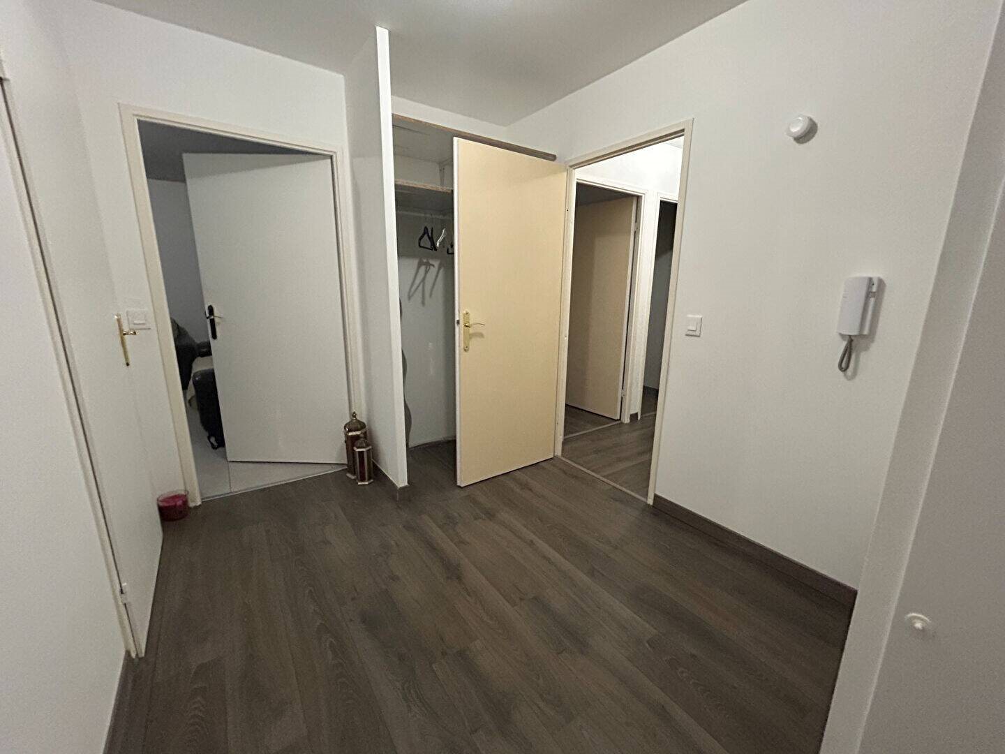 Appartement à louer, 66m², Trappes