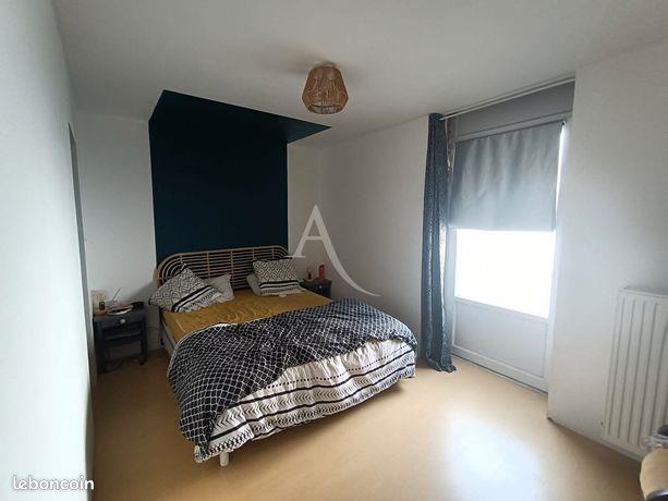 Maison à louer, 178m², Paulx