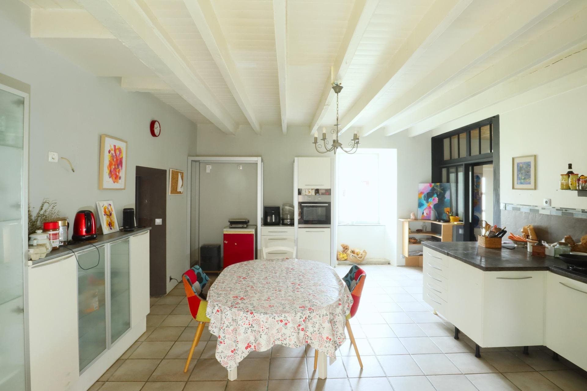 Maison à vendre, 294m², Lezay