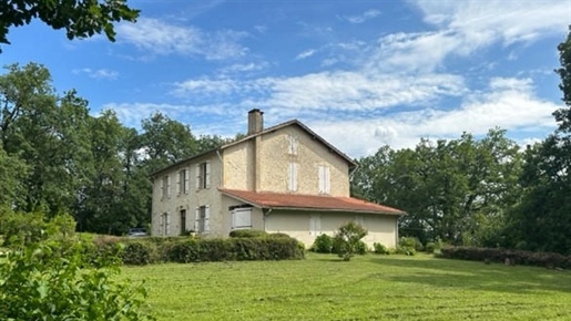 Grande maison gasconne sur près de 4 hectares