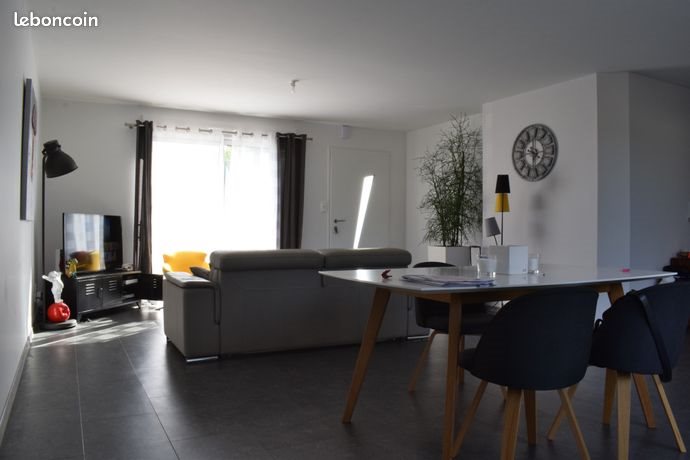 Maison à louer, 80m², La Crèche