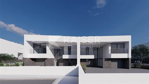 Brand new elegant villa with pool, garage, extravagant sea v