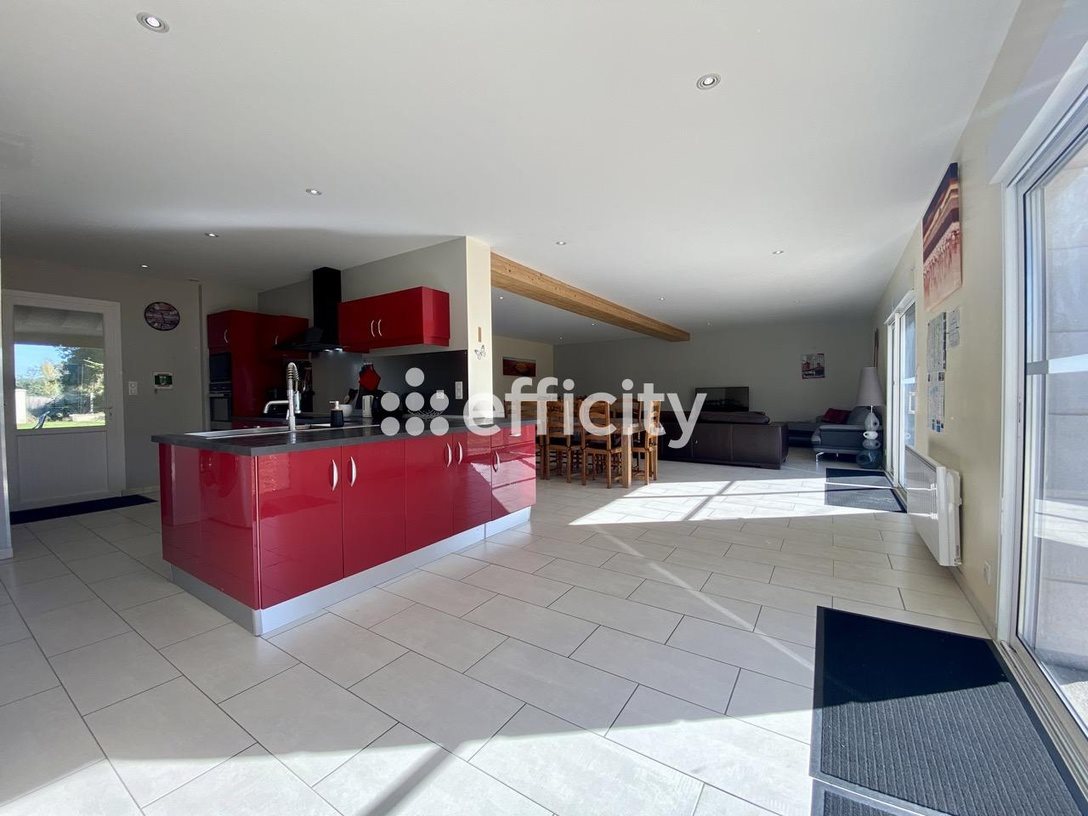 Maison à vendre, 272m², Hommes