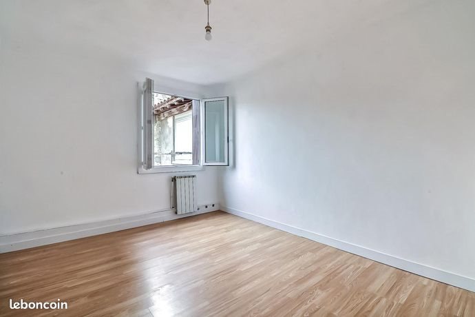 Appartement à louer, 99m², Bouillargues