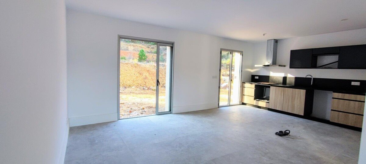 Appartement à louer, 100m², Allemagne-en-Provence