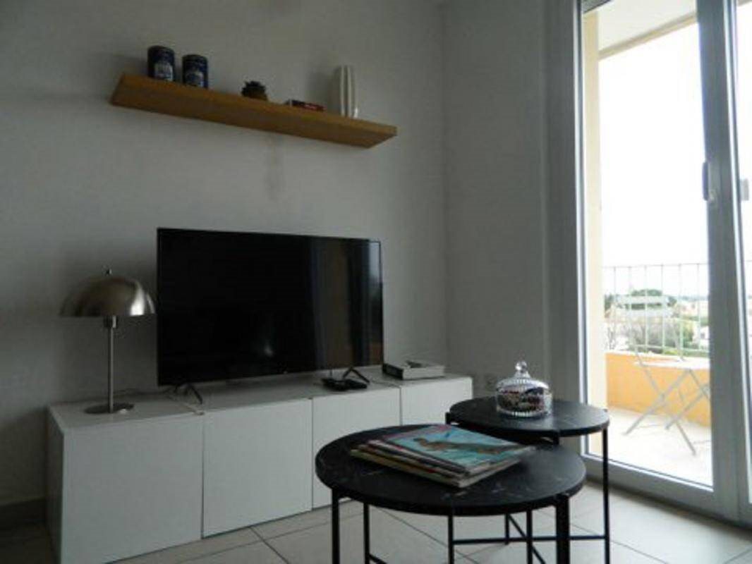 Appartement à louer, 34m², Garons