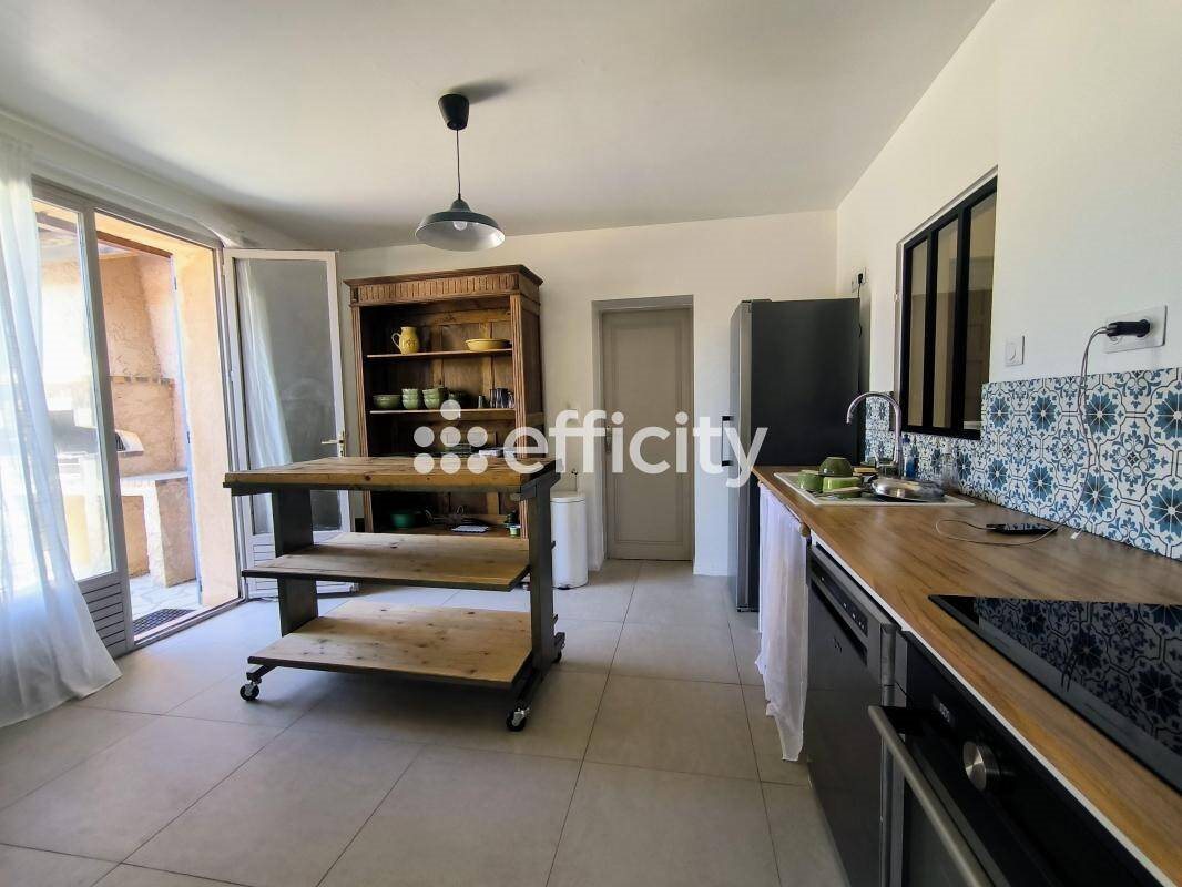 Maison à louer, 150m², Saint-Cannat