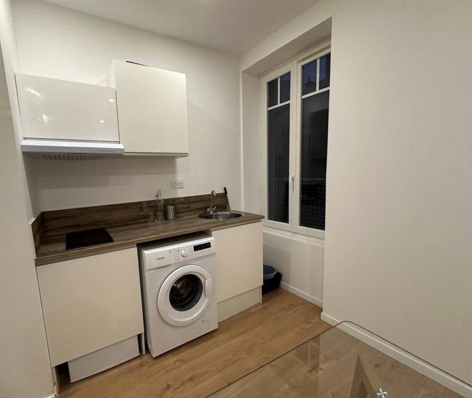 Appartement à louer, 23m², Lyon 8ème