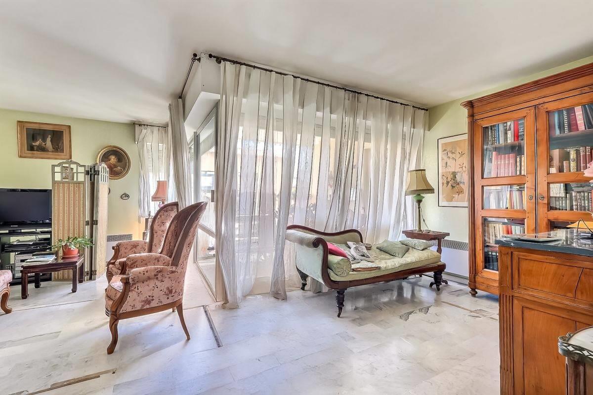 Appartement à vendre, 70m², Nîmes