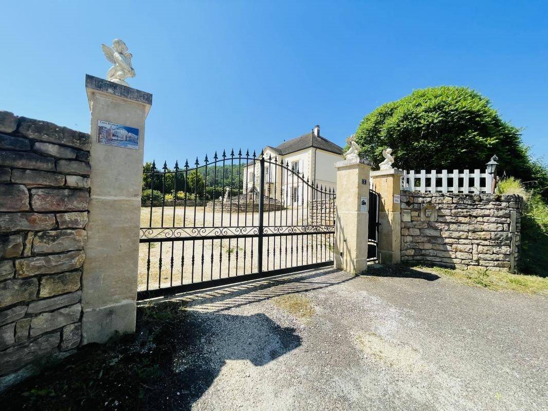 Maison à vendre, 232m², Agey