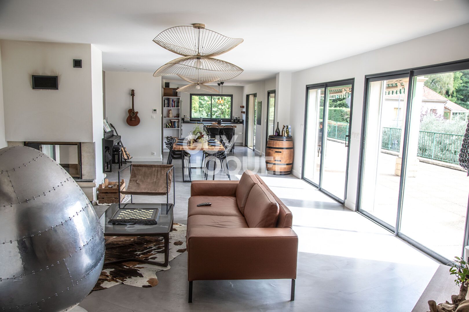 Maison à louer, 231m², Aubenas