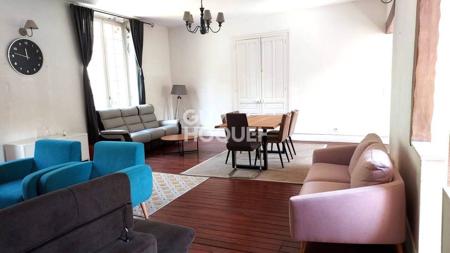 Appartement à louer, 170m², Morancez