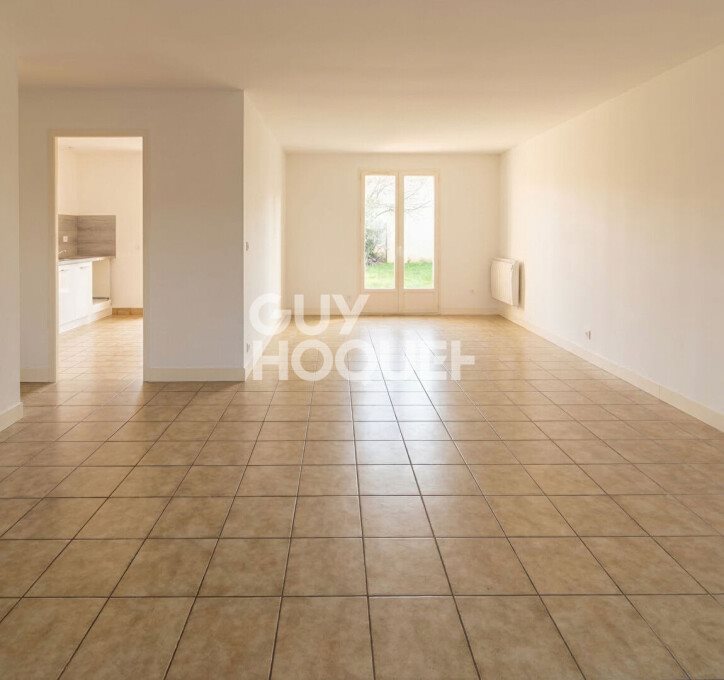 Maison à louer, 83m², Lèves