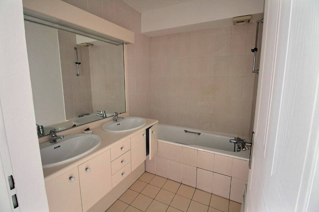 Appartement à louer, 36m², Suresnes