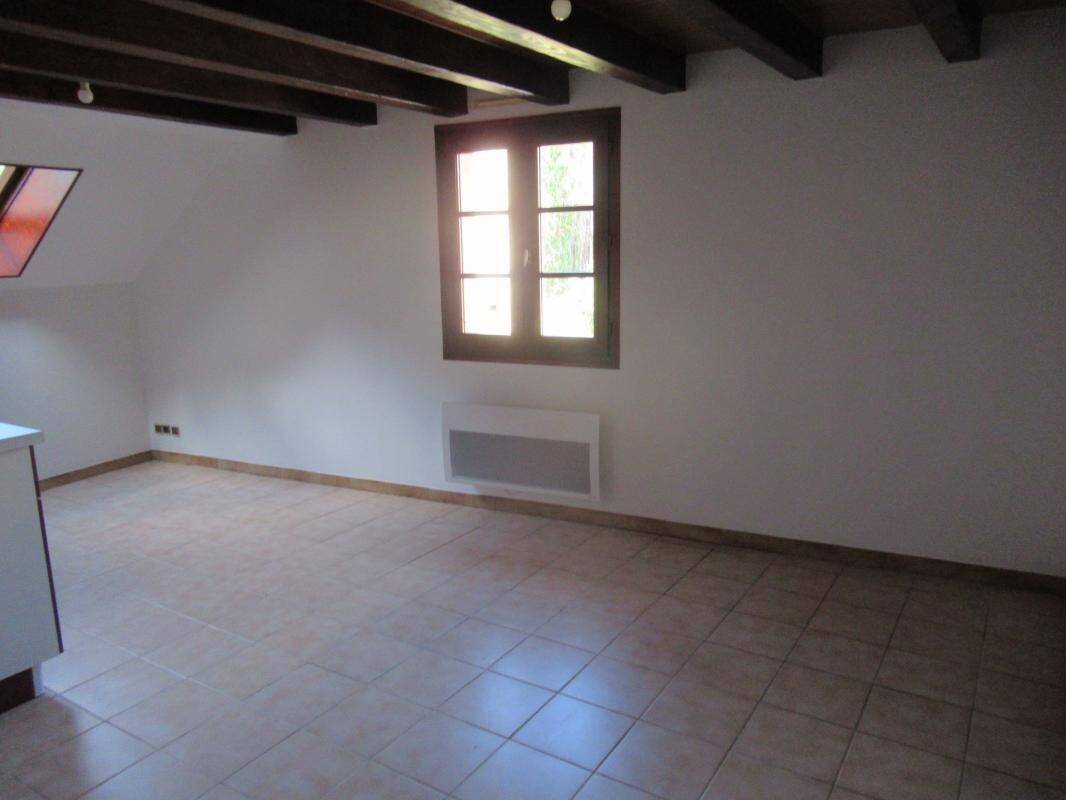 Appartement à louer, 40m², Saint-Yrieix-la-Perche