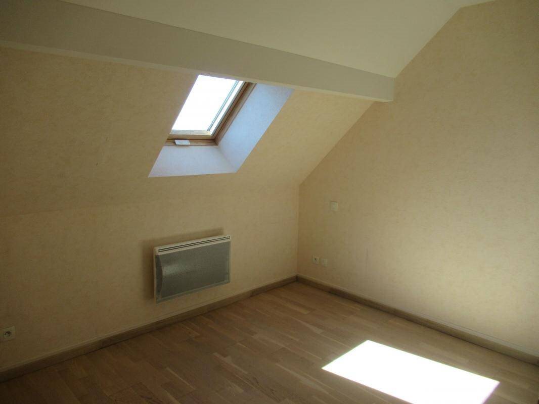 Maison à louer, 73m², Saint-Yrieix-la-Perche